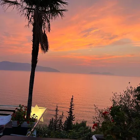 Vlora Apartament Beach *
